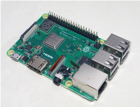 今回はRaspberry Pi 3 Model B＋を使用
