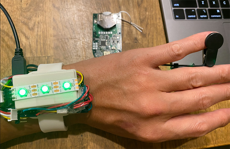 raspberrypi-wearable-healthcare-device-03_17